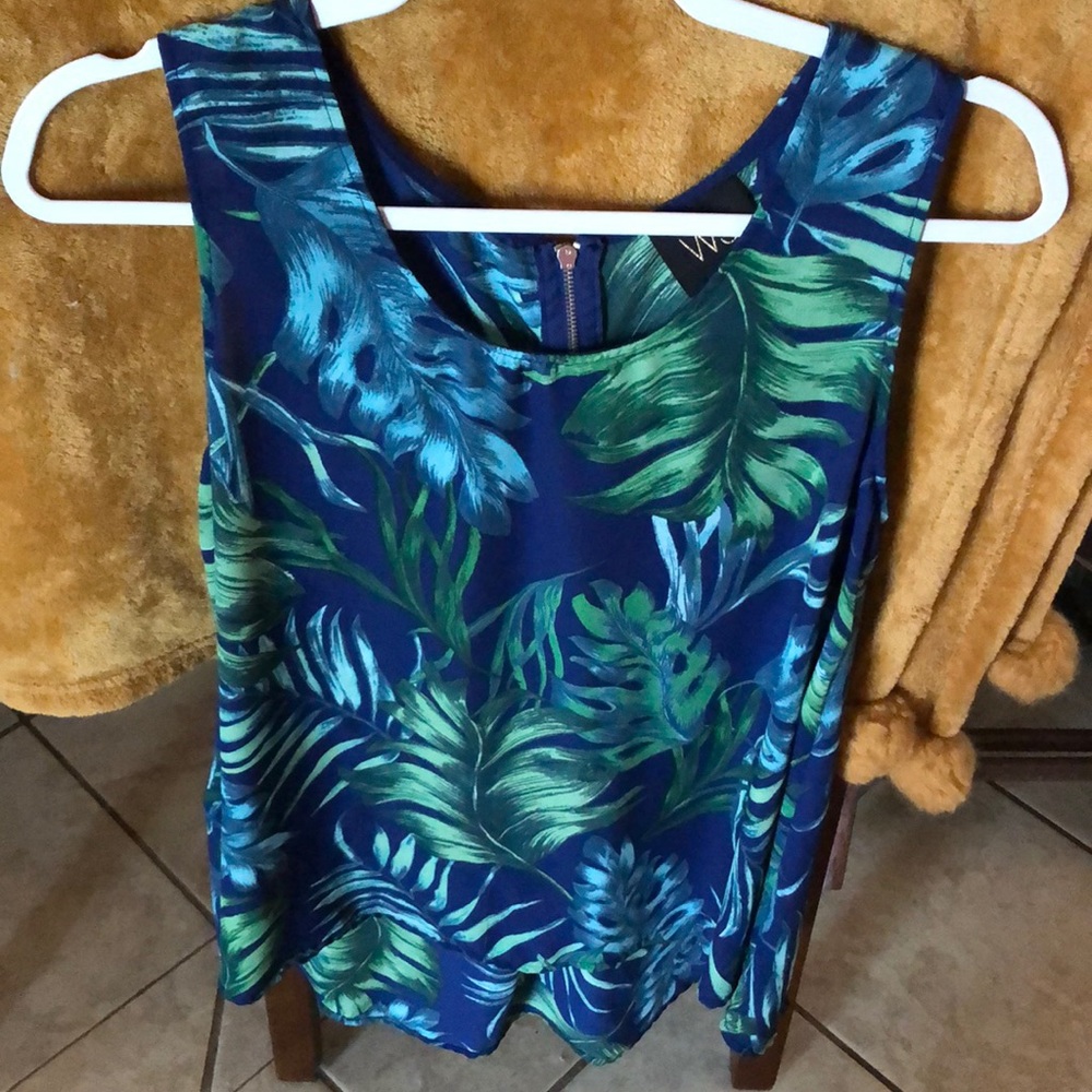 V5 Size M Blue & Turquoise sleeveless blose